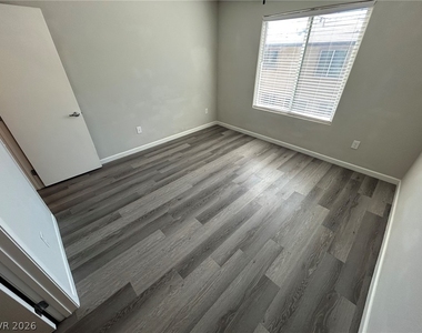 3841 Thomas Patrick Avenue - Photo Thumbnail 30