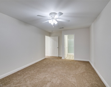 2625 Pebblegold Avenue - Photo Thumbnail 33