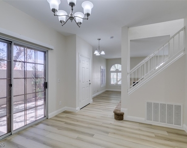 2625 Pebblegold Avenue - Photo Thumbnail 17