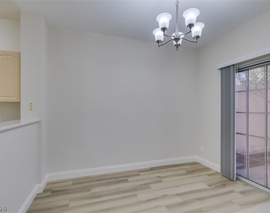 2625 Pebblegold Avenue - Photo Thumbnail 14