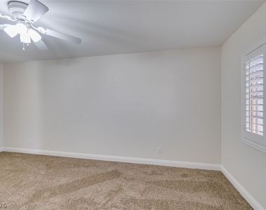 2625 Pebblegold Avenue - Photo Thumbnail 32