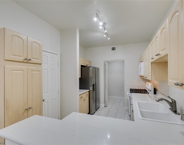 2625 Pebblegold Avenue - Photo Thumbnail 20