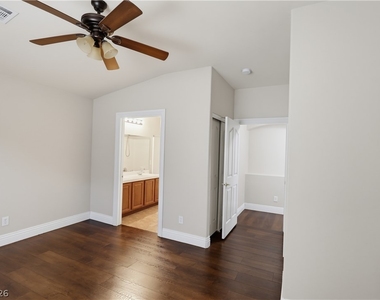 7804 Corn Lily Court - Photo Thumbnail 8