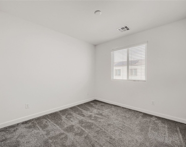 3509 Golden Chariot Avenue - Photo Thumbnail 14