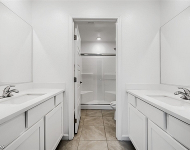 3509 Golden Chariot Avenue - Photo Thumbnail 12