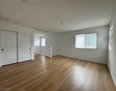 10210 Restless River Street - Photo Thumbnail 20