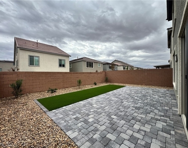 10210 Restless River Street - Photo Thumbnail 41