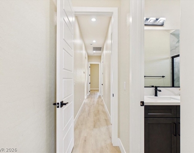 2861 S Firestone Court - Photo Thumbnail 68