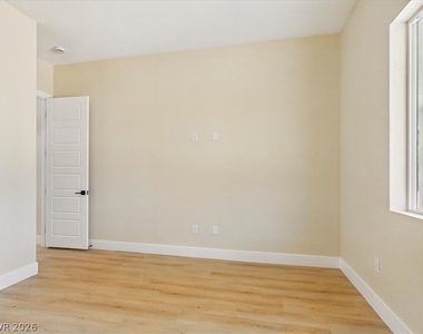 2861 S Firestone Court - Photo Thumbnail 59