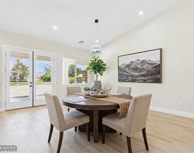 2861 S Firestone Court - Photo Thumbnail 12