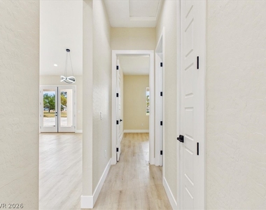 2861 S Firestone Court - Photo Thumbnail 50