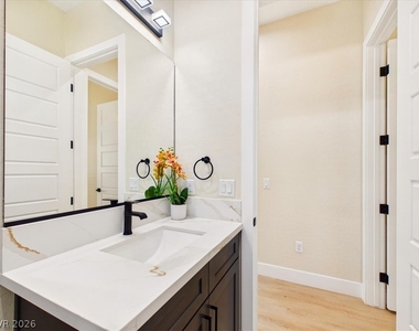 2861 S Firestone Court - Photo Thumbnail 53