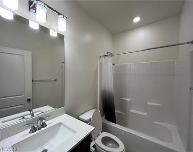 7037 Cottage Vista Avenue - Photo Thumbnail 5