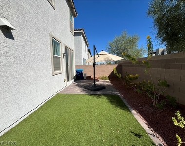 7037 Cottage Vista Avenue - Photo Thumbnail 36