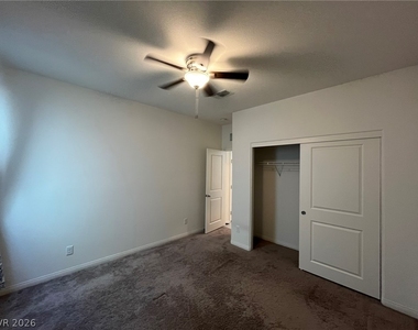 7037 Cottage Vista Avenue - Photo Thumbnail 27