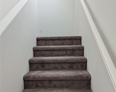 7037 Cottage Vista Avenue - Photo Thumbnail 6