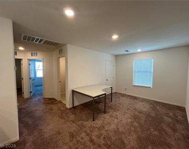 7037 Cottage Vista Avenue - Photo Thumbnail 13