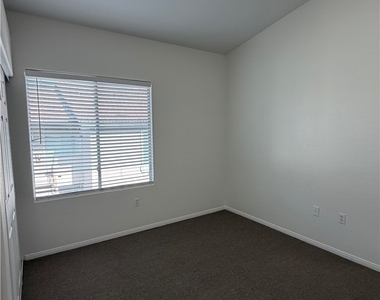 2305 Horizon Ridge - Photo Thumbnail 26