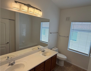 2305 Horizon Ridge - Photo Thumbnail 17