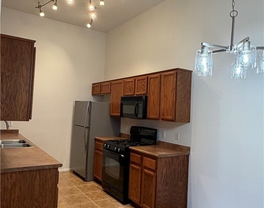 2305 Horizon Ridge - Photo Thumbnail 33