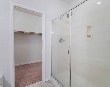5579 Bethany Bend Drive - Photo Thumbnail 12