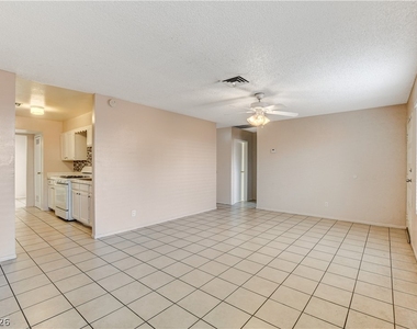 3928 Torsby Place - Photo Thumbnail 6