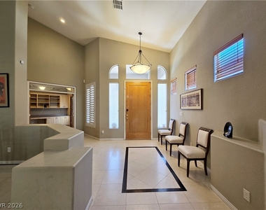 605 Summer Mesa Drive - Photo Thumbnail 2