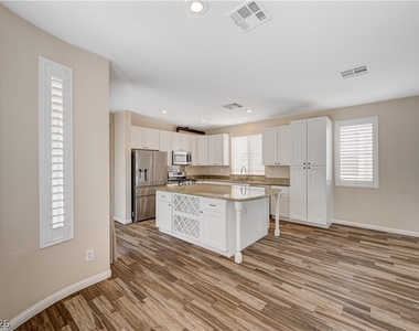 2269 Cookman Lane - Photo Thumbnail 13
