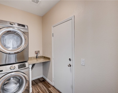 2269 Cookman Lane - Photo Thumbnail 15