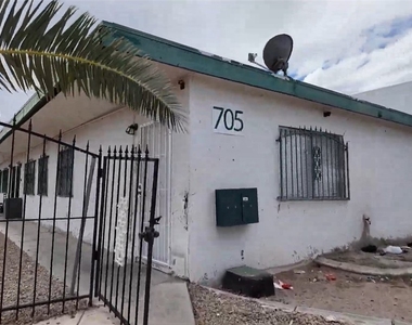 705 Morgan Avenue - Photo Thumbnail 11