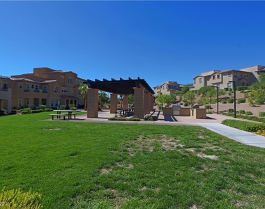93 Alamere Falls Drive - Photo Thumbnail 23