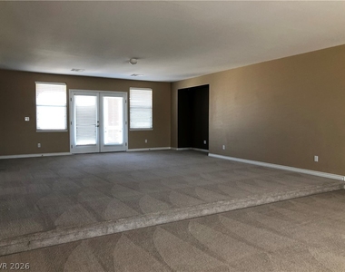 2780 Mingary Avenue - Photo Thumbnail 19
