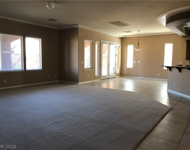 2780 Mingary Avenue - Photo Thumbnail 7