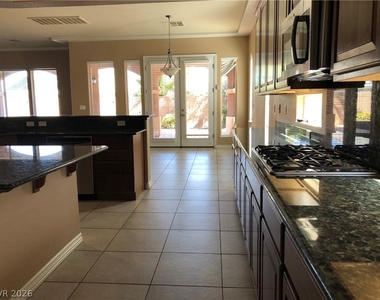 2780 Mingary Avenue - Photo Thumbnail 12