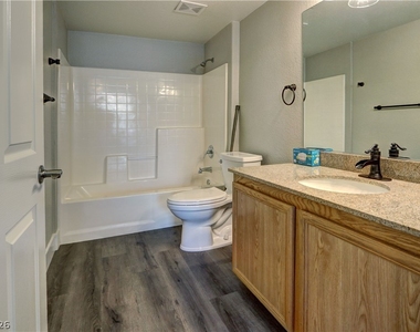 10550 W Alexander Road - Photo Thumbnail 15