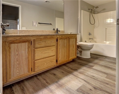 10550 W Alexander Road - Photo Thumbnail 12