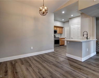 10550 W Alexander Road - Photo Thumbnail 6