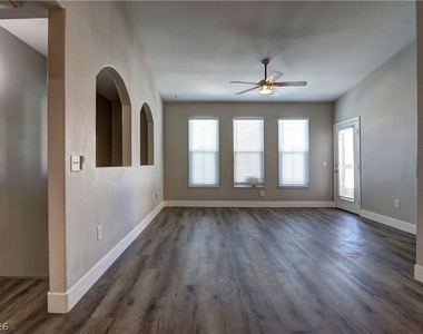 10550 W Alexander Road - Photo Thumbnail 4