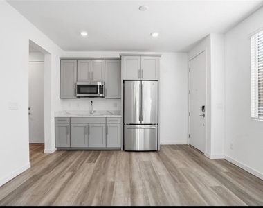12404 Aster Hills Avenue - Photo Thumbnail 35
