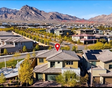 12404 Aster Hills Avenue - Photo Thumbnail 3