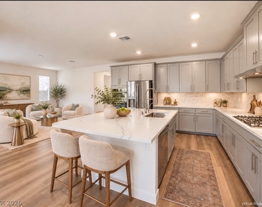 12404 Aster Hills Avenue - Photo Thumbnail 4
