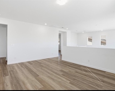 12404 Aster Hills Avenue - Photo Thumbnail 28