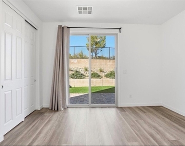 12404 Aster Hills Avenue - Photo Thumbnail 32