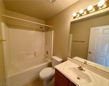 1594 Raining Hills Street - Photo Thumbnail 9
