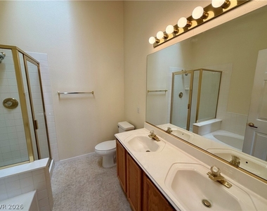 1594 Raining Hills Street - Photo Thumbnail 14