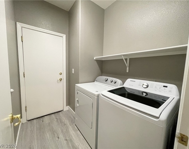 3047 Binaggio Court - Photo Thumbnail 3