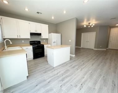 3047 Binaggio Court - Photo Thumbnail 19