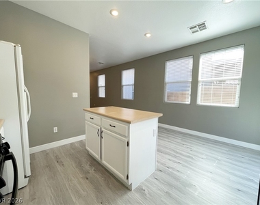 3047 Binaggio Court - Photo Thumbnail 21