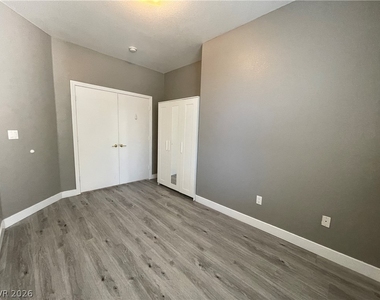 3047 Binaggio Court - Photo Thumbnail 12