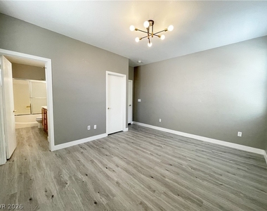 3047 Binaggio Court - Photo Thumbnail 9
